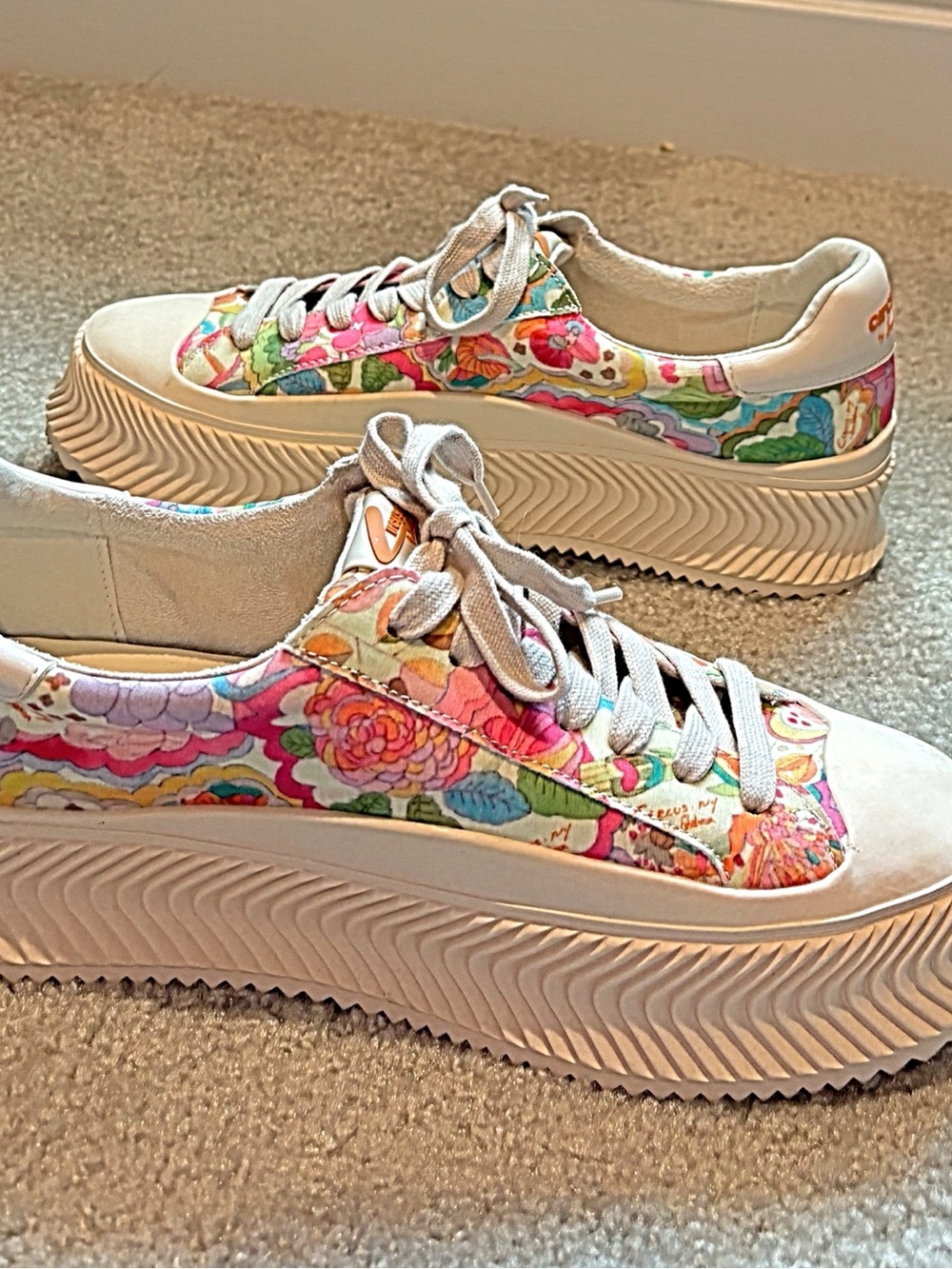 Circus NY by Sam Edelman Tatum Flower Platform Sneakers Size 10 - Picture 6 of 12